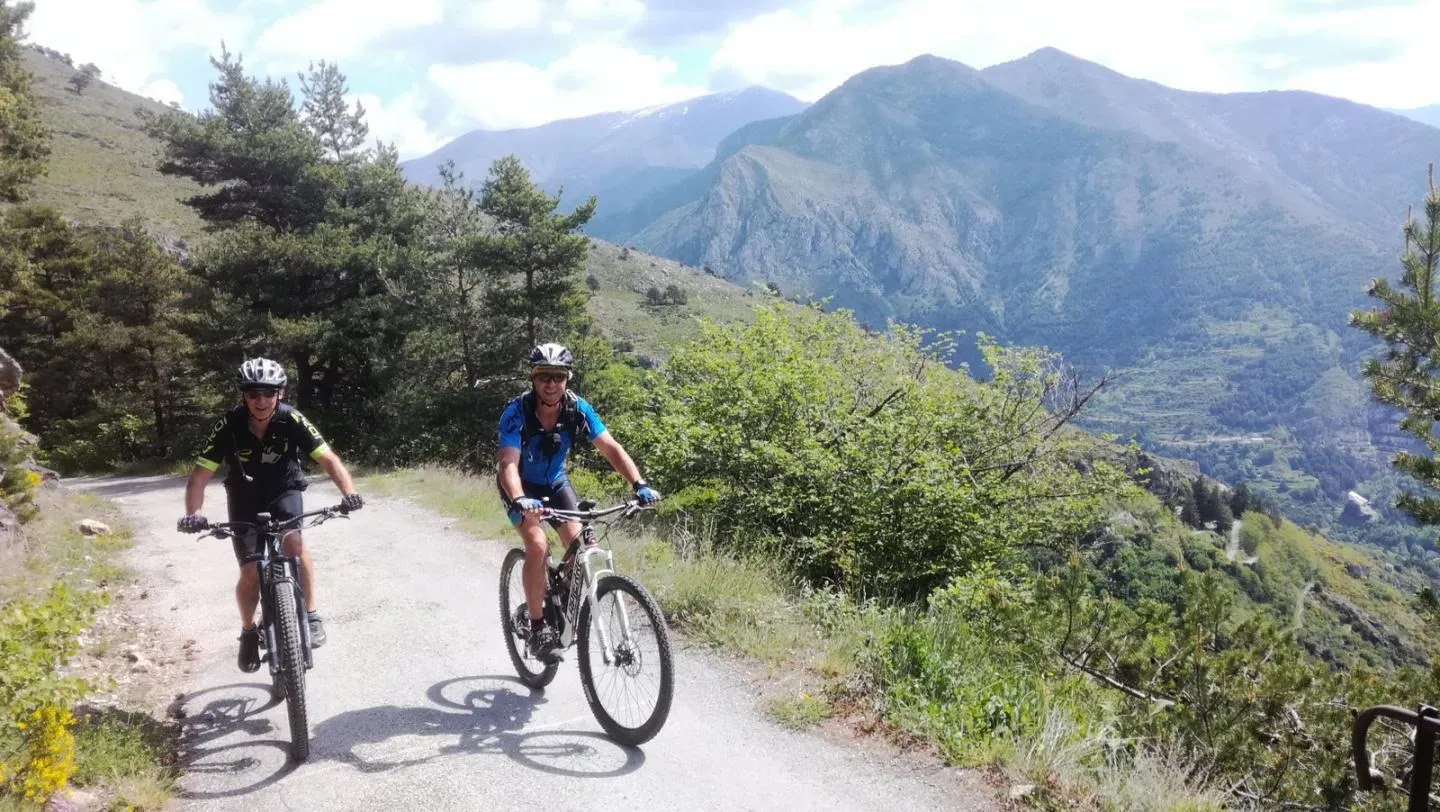 Activités dans la Vallée des Merveilles autour de l'Hôtel du Centre Tende, photo 4